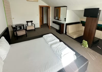 Ð¥Ð¾Ñ‚ÐµÐ» Ð¡Ñ€ÐµÐ±ÑŠÑ€Ð½Ð¾ ÐµÐ·ÐµÑ€Ð¾ Ð¡Ñ‚Ð°Ñ€Ð° Ð—Ð°Ð³Ð¾Ñ€Ð° Ð°Ð¿Ð°Ñ€Ñ‚Ð°Ð¼ÐµÐ½Ñ‚